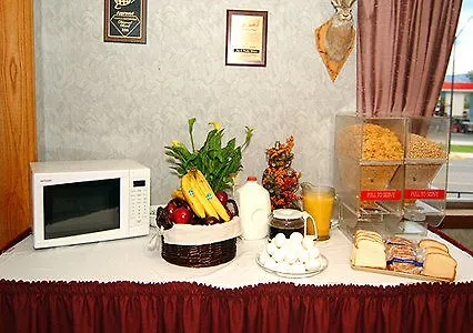 Hotel Rodeway & Pronghorn Lander